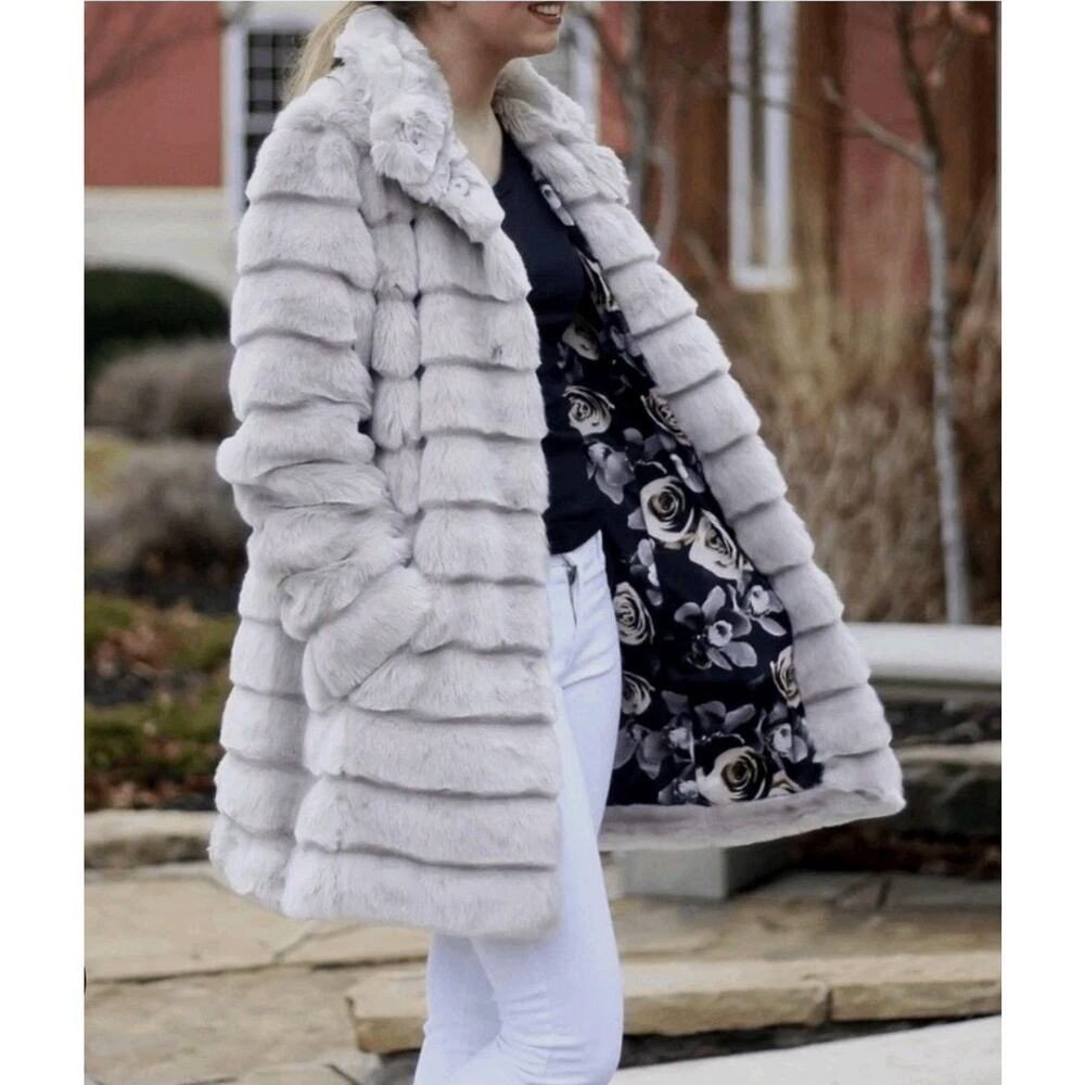 New Eliza J Grooved Faux Fur Coat Gray Sz S Tiered Long Sleeve Snaps Glam Luxury